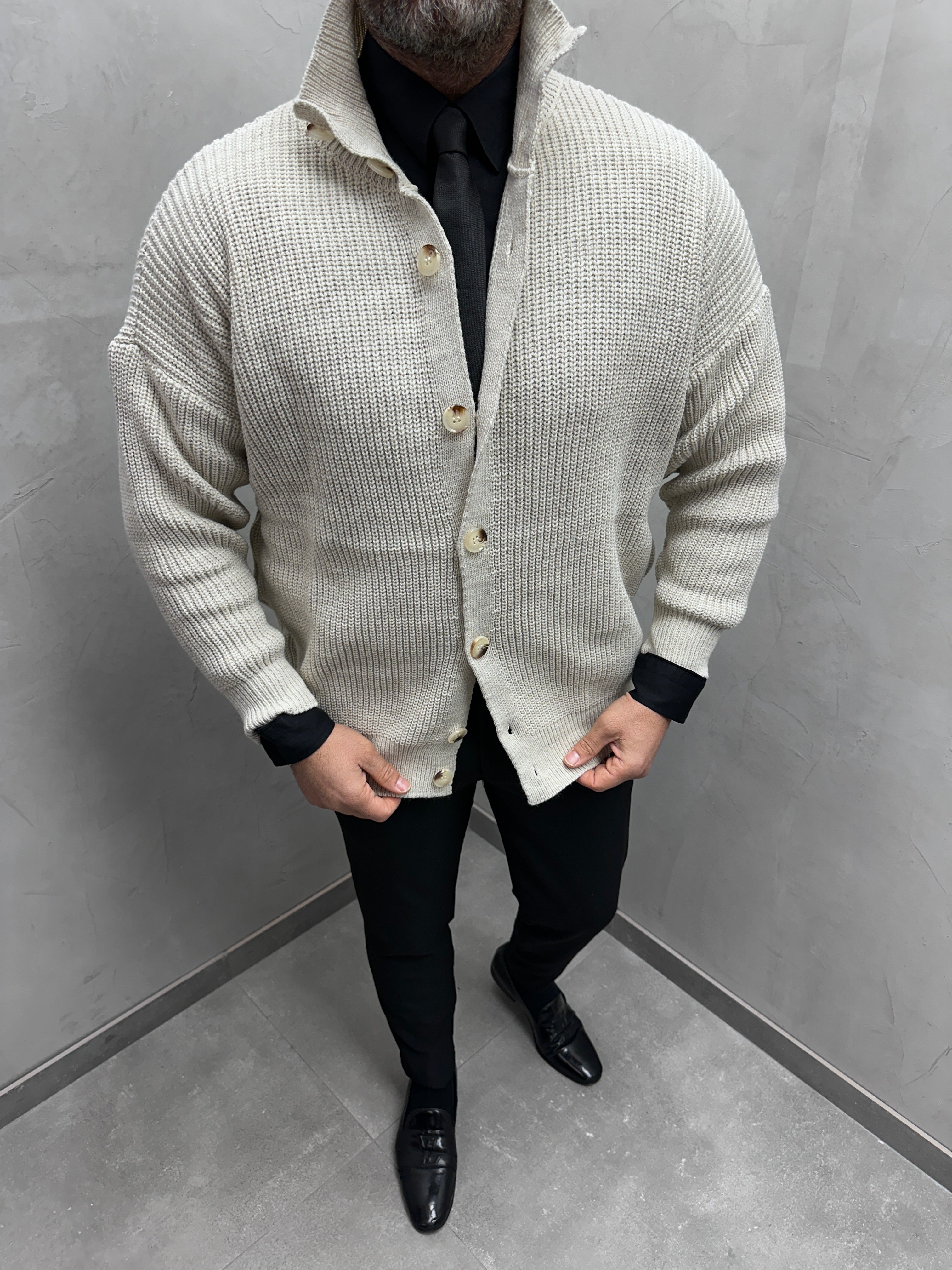 UG HERREN STRICK CARDIGAN beige stehkragen